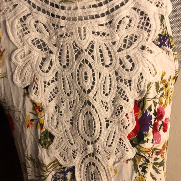 Anthropologie Akemi & Kin Epoca crocheted tank - Picture 3 of 6